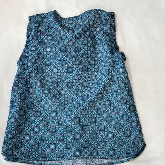 J. Crew geometric 100% Silk Margot Top Blouse size 6 Blue Brown - Picture 6 of 6